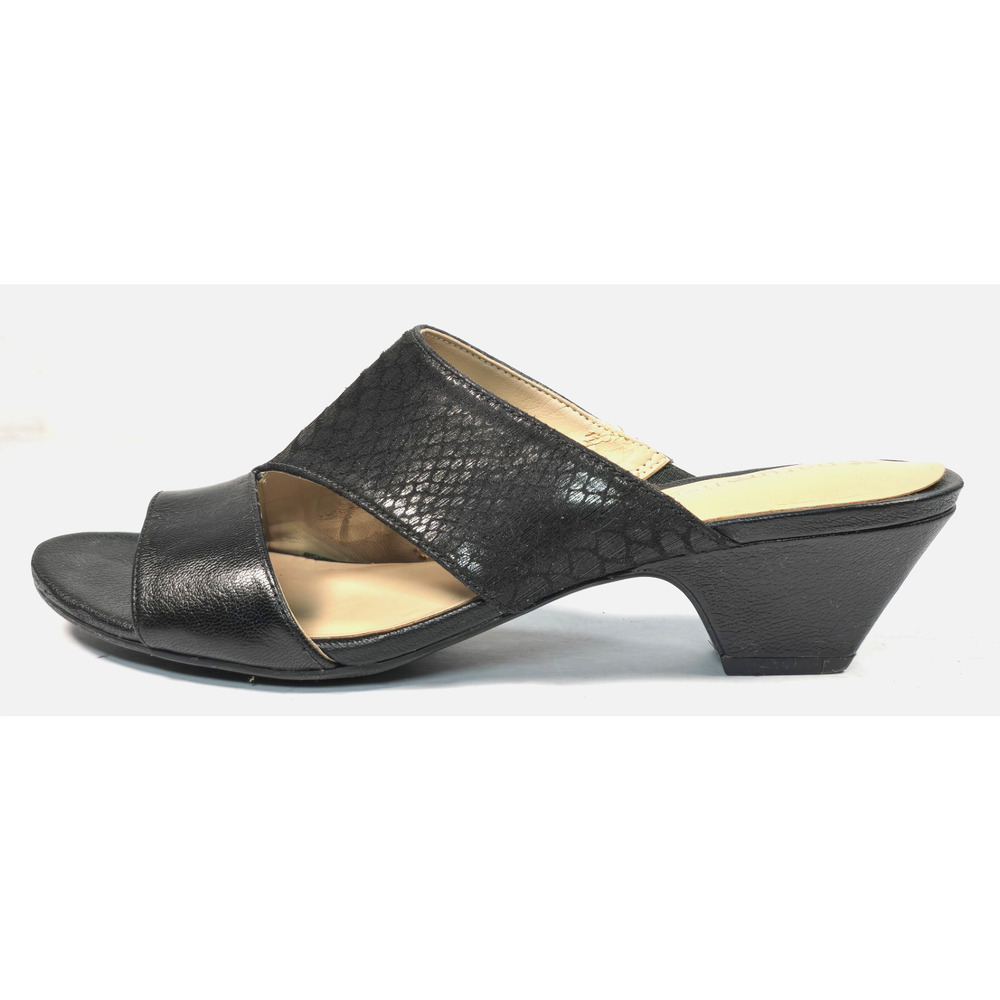 Naturalizer Women's Buena Mule Open Toe Black Slip-On Sandals Size 6.5 M